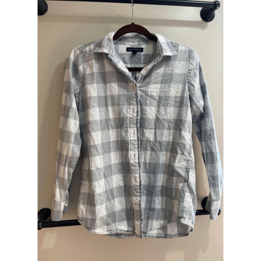 Banana Republic Grey and White Plaid Shirt - Size Small